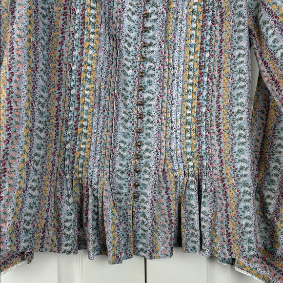 Anthropologie Floral Pleated Multicolor Button down Blouse Size small - Picture 6 of 9